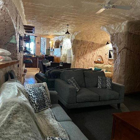 Villa Dinky Di'S Dugout Coober Pedy Exterior foto