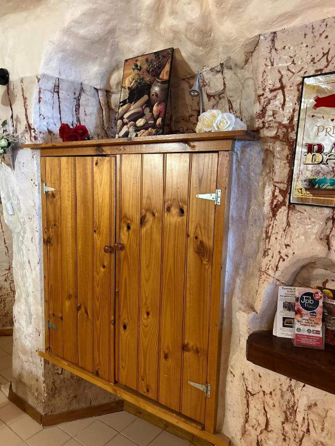 Villa Dinky Di'S Dugout Coober Pedy Exterior foto