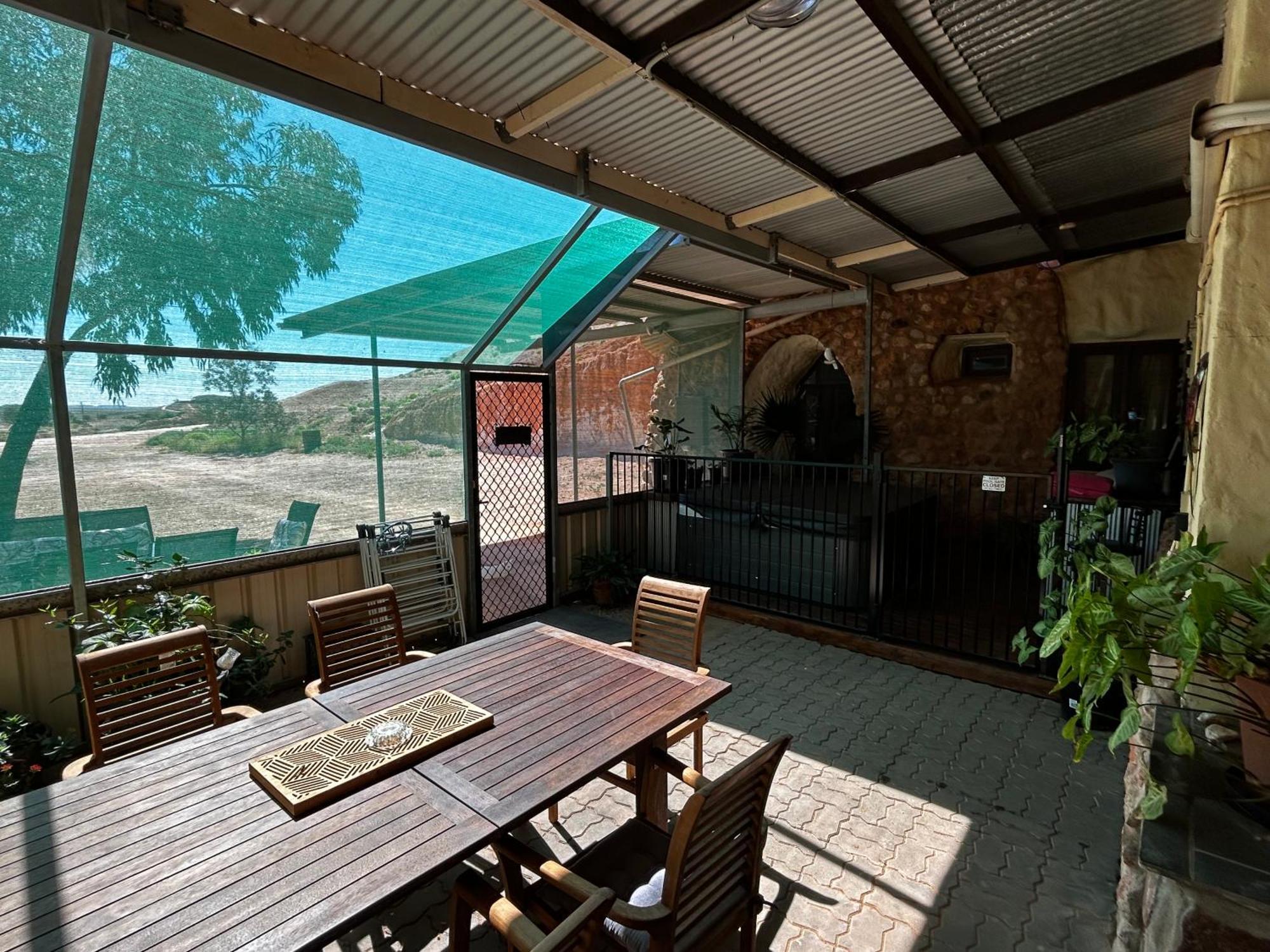 Villa Dinky Di'S Dugout Coober Pedy Exterior foto