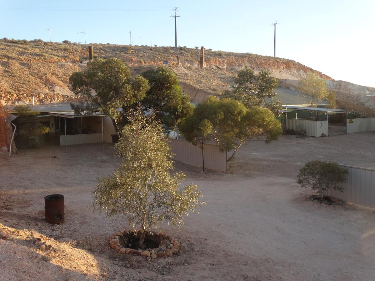 Villa Dinky Di'S Dugout Coober Pedy Exterior foto